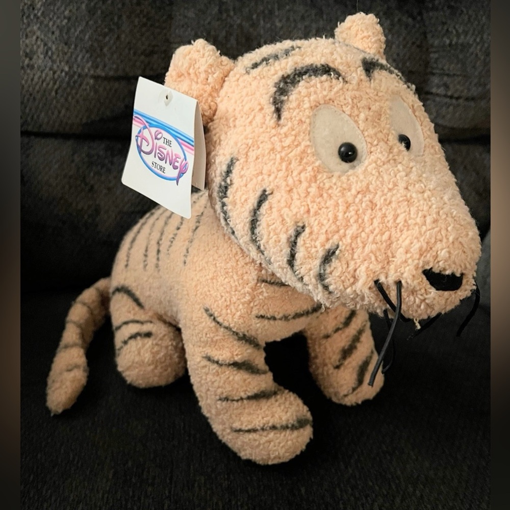 New Vintage 90s Disney Store Winnie The Pooh Classic Tigger Plush With Tag